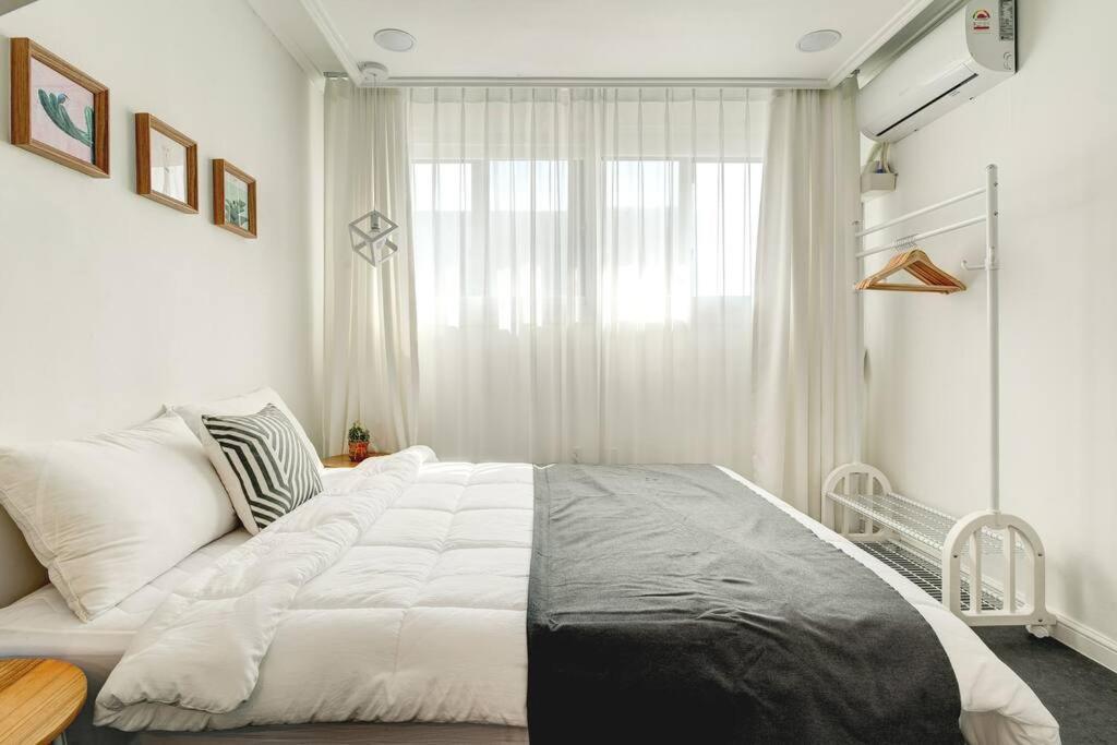 Hongdae 4Bed Room House Seoul Exterior photo